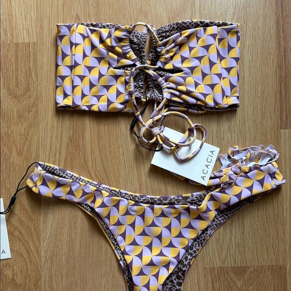 Acacia Swimwear lumahai Top oslo bottom in Goldie size S bikini set - Picture 3 of 3